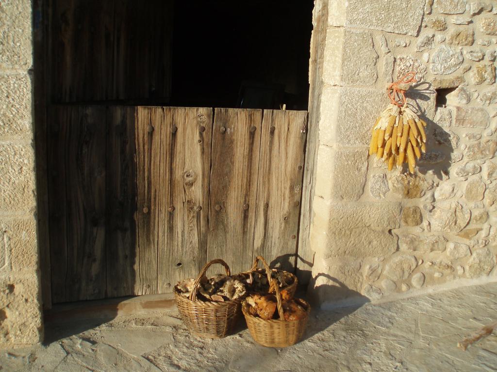 Masia De La Serra De La Cogulla Peñarroya de Tastavins Kültér fotó